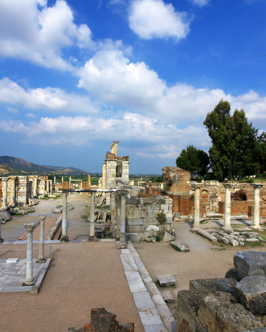 Ephesus Tour - Walk Through Ancient History
