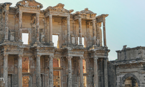 Ephesus Tour - Walk Through Ancient History
